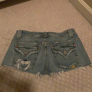 Miss Me Shorts - Shredded- - 29